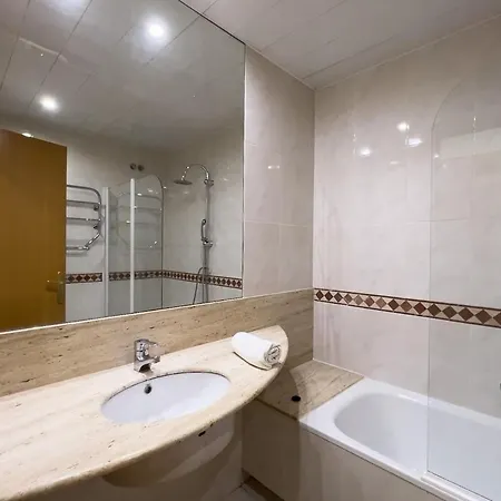 Gran Via Sun Apartment *
